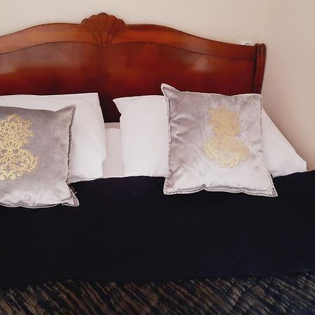 Hotel Rezydencja Rosa แชมิตช์ ภายนอก รูปภาพ